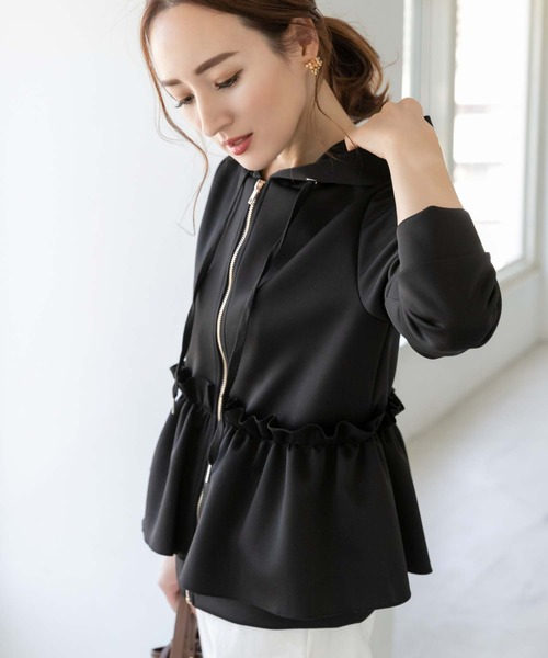 fifth（フィフス）の「ドライスウェットフリルペプラムパーカー（パーカー・レディース・ブラック/ネイビー・M）」の3枚目の写真