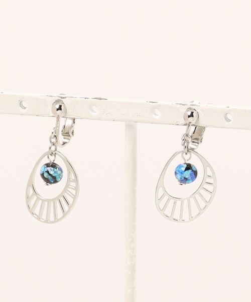 カヤ（カヤ）の「【カヤ】海雫イヤリング（イヤリング・レディース・ホワイト×ブルー/ブラック×レッド/ブラック×ブルー・FREE）」の3枚目の写真