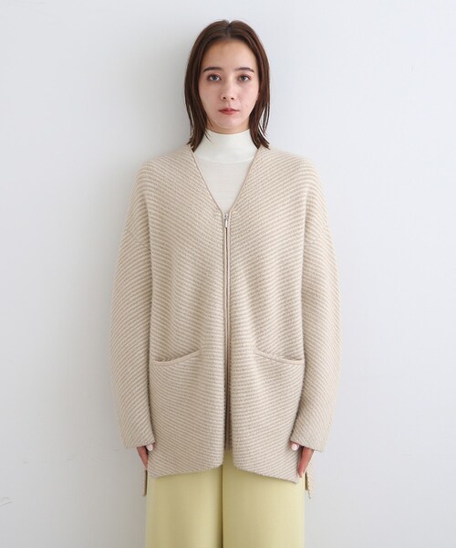 INDIVI(インディヴィ)の「◆【ライトアウター】シャギージャカードカーディガン(カーディガン/ボレロ・レディース・ブラック系1/ベージュ系1・05/13/15 /19/34/38)」の4枚目の写真