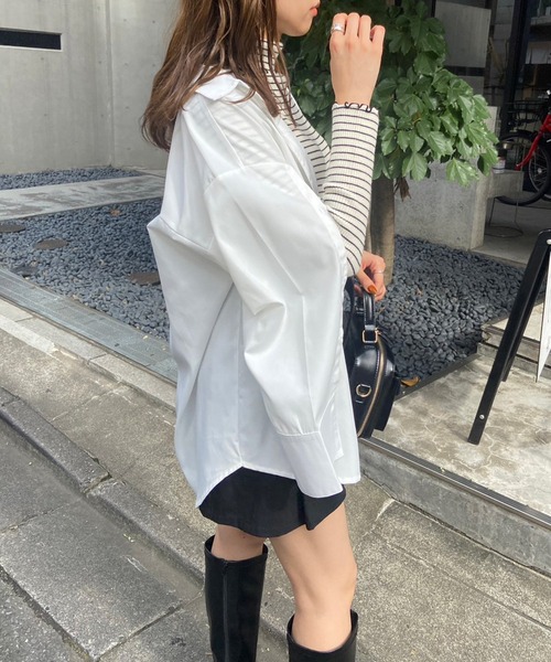 OLIVE des OLIVE(オリーブデオリーブ)の「マントスリーブシャツ(シャツ/ブラウス・レディース・ラベンダー/オフホワイト/ベージュ・FREE)」の13枚目の写真