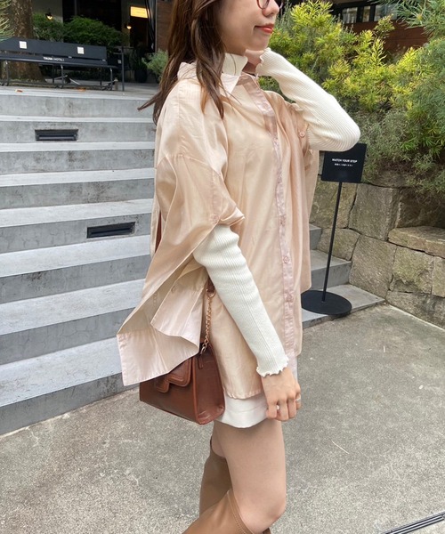 OLIVE des OLIVE(オリーブデオリーブ)の「マントスリーブシャツ(シャツ/ブラウス・レディース・ラベンダー/オフホワイト/ベージュ・FREE)」の19枚目の写真