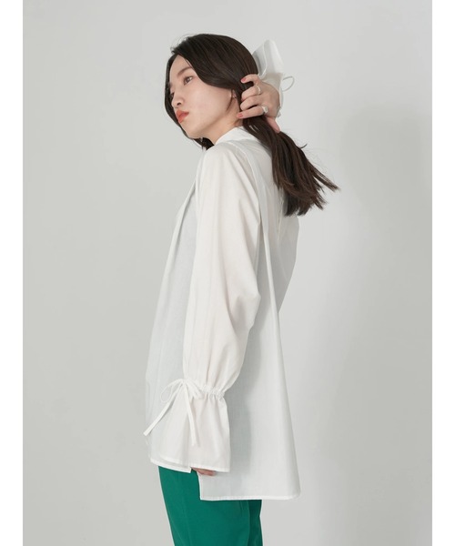 earth music&ecology（アースミュージックアンドエコロジー）の「ショルダータックレイヤードシャツ（シャツ/ブラウス・レディース・オフホワイト/ブラック/ストライプ・FREE）」の14枚目の写真