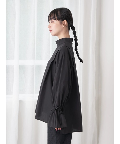 earth music&ecology（アースミュージックアンドエコロジー）の「ショルダータックレイヤードシャツ（シャツ/ブラウス・レディース・オフホワイト/ブラック/ストライプ・FREE）」の10枚目の写真