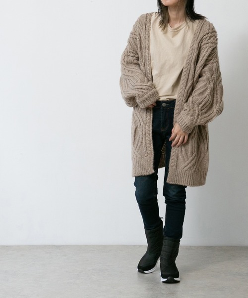 welleg（ウェレッグ）の「防寒 撥水加工 スノーブーツ（ブーツ・レディース・アイボリー/ブラック/ブラック系その他・40/38/39/41/36/37）」の11枚目の写真