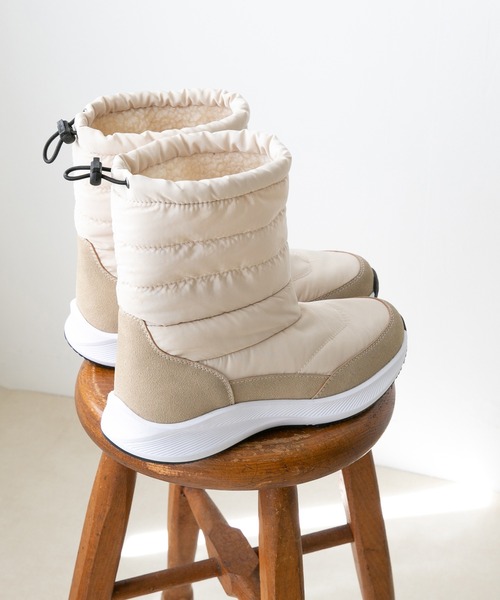 welleg（ウェレッグ）の「防寒 撥水加工 スノーブーツ（ブーツ・レディース・アイボリー/ブラック/ブラック系その他・40/38/39/41/36/37）」の15枚目の写真