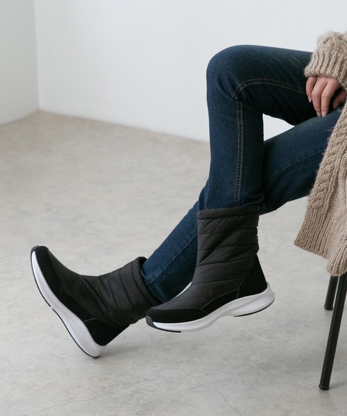 welleg（ウェレッグ）の「防寒 撥水加工 スノーブーツ（ブーツ・レディース・アイボリー/ブラック/ブラック系その他・40/38/39/41/36/37）」の7枚目の写真