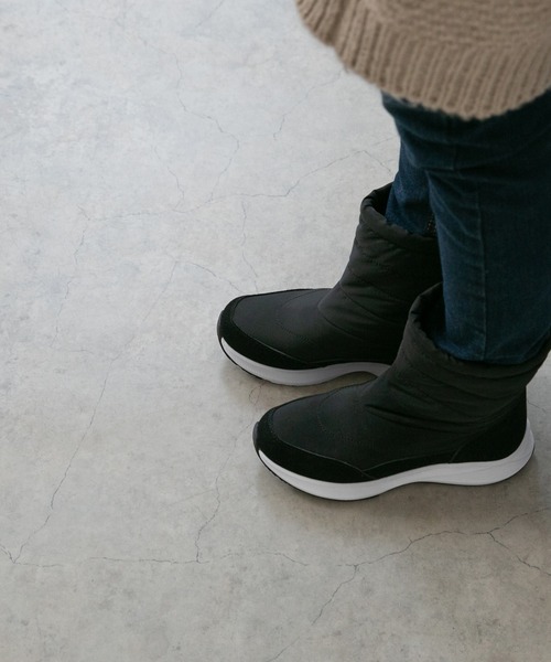 welleg（ウェレッグ）の「防寒 撥水加工 スノーブーツ（ブーツ・レディース・アイボリー/ブラック/ブラック系その他・40/38/39/41/36/37）」の12枚目の写真