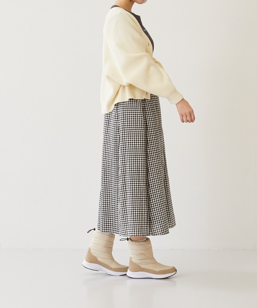 welleg（ウェレッグ）の「防寒 撥水加工 スノーブーツ（ブーツ・レディース・アイボリー/ブラック/ブラック系その他・40/38/39/41/36/37）」の22枚目の写真