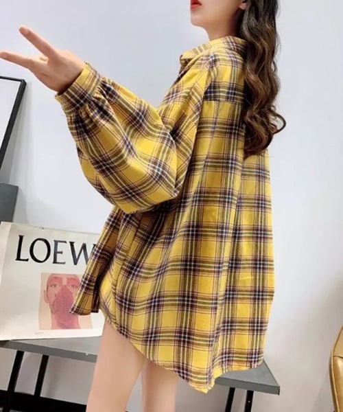 Auntie Rosa（アンティローザ）の「オーバーサイズ ドロップショルダー チェックネルシャツ（シャツ/ブラウス・レディース・パープル/グレー系その他3/グレー系その他5/グリーン系その他3/グリーン/ブラウン系その他3/グレー系その他/イエロー系その他5/グリーン系その他6/ピンク系その他6/レッド系その他/ブラウン系その他2/グレー/ブルー系その他3/ブルー系その他2/グリーン系その他2/レッド/イエロー系その他6・LARGE/X-LARGE/XX-LARGE/MEDIUM/SMALL）」の22枚目の写真