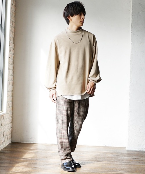 MinoriTY（マイノリティ）の「【MinoriTY】スウェット オーバーサイス モックネック/バルーン袖 もちもち素材 スリットトレーナー 春服 冬服（Tシャツ/カットソー・メンズ・ラベンダー/チャコール/ベージュ/グリーン・M/L）」の7枚目の写真