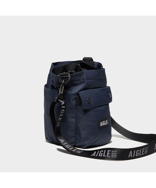 AIGLE（エーグル）の「ネイバーフッドネックポーチ（ショルダーバッグ・レディース・ブラウン/ネイビー・FREE）」の8枚目の写真