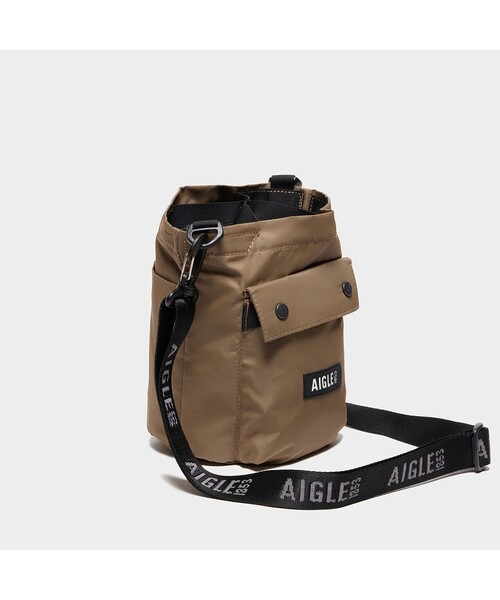 AIGLE（エーグル）の「ネイバーフッドネックポーチ（ショルダーバッグ・レディース・ブラウン/ネイビー・FREE）」の4枚目の写真