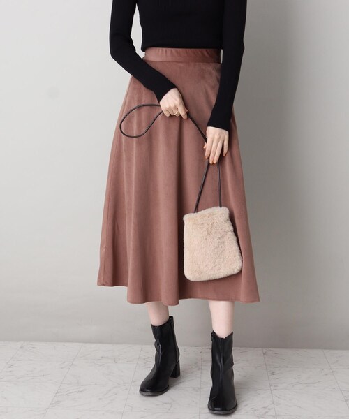 ITS'DEMO（イッツデモ）の「【WEB限定/コンパクトシルエット/入口マグネット/ファスナーポケットアリ】フェイクファーポシェット（ショルダーバッグ・レディース・グレー/ブラック/グリーン/ベージュ/オレンジ/ブルー/ブラック系1/ブラウン系1・00）」の12枚目の写真