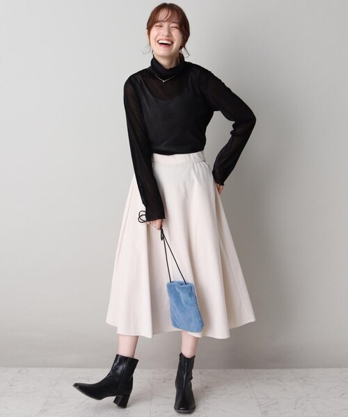 ITS'DEMO（イッツデモ）の「【WEB限定/コンパクトシルエット/入口マグネット/ファスナーポケットアリ】フェイクファーポシェット（ショルダーバッグ・レディース・グレー/ブラック/グリーン/ベージュ/オレンジ/ブルー/ブラック系1/ブラウン系1・00）」の18枚目の写真