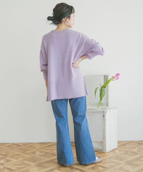 ITEMS URBANRESEARCH(アイテムズ アーバンリサーチ)の「クルーネックルーズニット(ニット/セーター・レディース・モカ/ミント/グレー系その他/パープル系その他・FREE)」の13枚目の写真