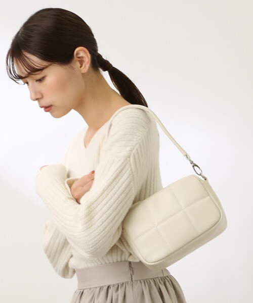 THE SHOP TK （ザ ショップ ティーケー ）の「◆【3WAY/チェーン付き】キルティングバッグ（ショルダーバッグ・レディース・ライトパープル/アイボリー/ブラック・00）」の17枚目の写真