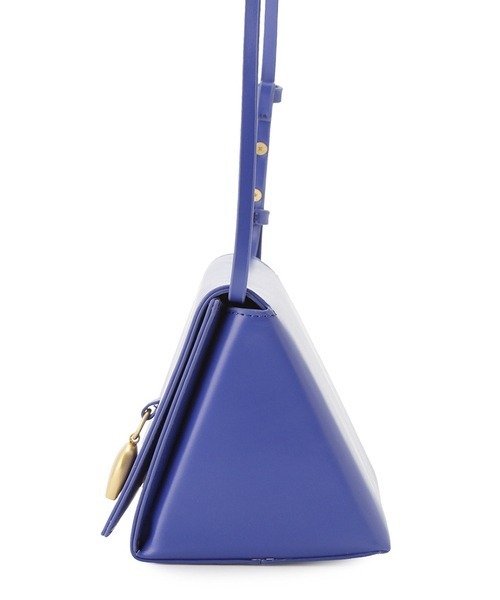 Mila Owen（ミラオーウェン）の「トライアングルボックスバッグ（ハンドバッグ・レディース・アイボリー/ブラック/ブルー・FREE）」の6枚目の写真