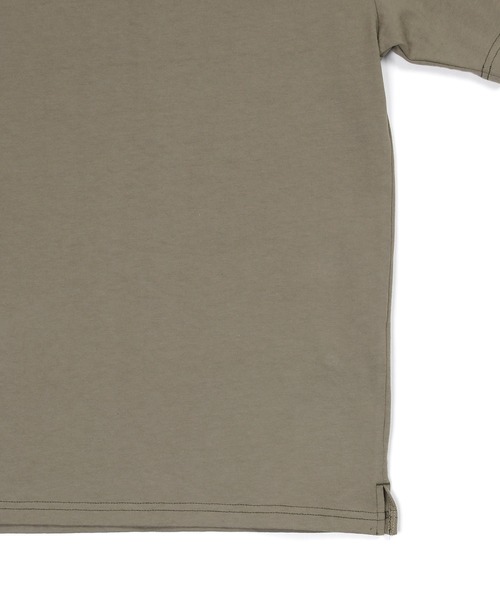 The DUFFER of ST.GEORGE（ザダファーオブセントジョージ）の「【WEB限定アイテム】8oz HEAVY WEIGHT OVER SIZE HENLEY TEE：8オンス ヘビーウェイト オーバーサイズ ビッグシルエット ヘンリーネックTシャツ（Tシャツ/カットソー・メンズ・ブラック/グレイッシュベージュ/ホワイト・SMALL/MEDIUM/LARGE/X-LARGE/XX-LARGE）」の18枚目の写真