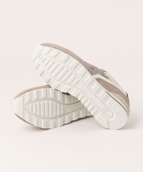 NEW BALANCE(ニューバランス)の「【New Balance】WL996CJ2(スニーカー・レディース・ベージュ・24cm/23.5cm/23cm/24.5cm)」の2枚目の写真