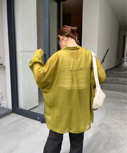 nemne store（ネンネストア）の「【低身長用サイズあり】袖ボリュームシアーバンドカラーシャツ（シャツ/ブラウス・レディース・ブルー/オフホワイト/ピンク/グリーン・SMALL/MEDIUM）」の17枚目の写真