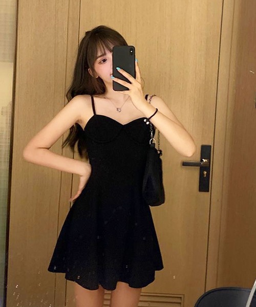 EPICKS（エピックス）の「【2点セット】フリルショートブラウス キャミミニワンピース（ワンピース・レディース・ブラック・M/L/XL）」の5枚目の写真