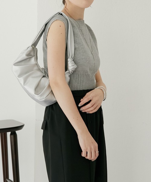 COLLAGE GALLARDAGALANTE（コラージュガリャルダガランテ）の「スリットヘム2WAYニット（ニット/セーター・レディース・チャコールグレー/ライトグレー・FREE）」の17枚目の写真