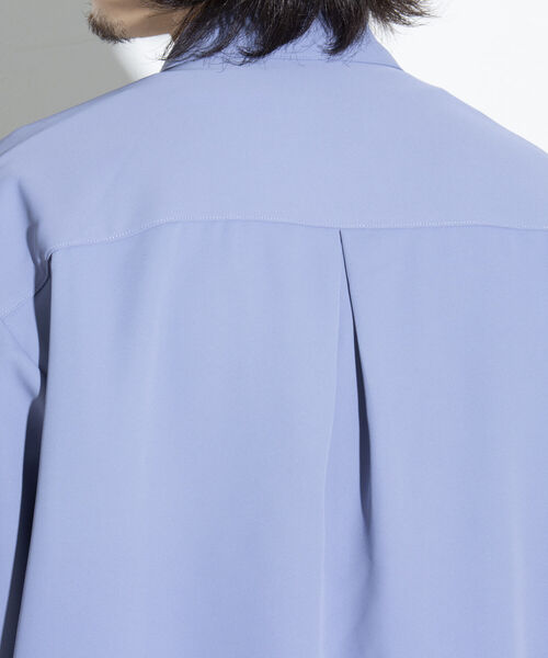 GLOSTER（グロスター）の「【GLOSTER/グロスター】ドレープシャツ ボリューム袖 オーバーサイズシャツ レギュラーカラー（シャツ/ブラウス・メンズ・ライトグレー/チャコールグレー/ライトブルー・L/M/S）」の8枚目の写真