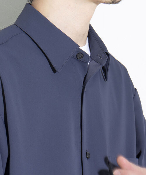 GLOSTER（グロスター）の「【GLOSTER/グロスター】ドレープシャツ ボリューム袖 オーバーサイズシャツ レギュラーカラー（シャツ/ブラウス・メンズ・ライトグレー/チャコールグレー/ライトブルー・L/M/S）」の17枚目の写真