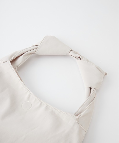 Chaco closet（チャコ クローゼット）の「ムスビデザインショルダーバッグ（ショルダーバッグ・レディース・ブルー/グリーン/ブラック/ベージュ・FREE）」の6枚目の写真