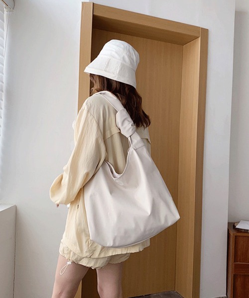 Chaco closet（チャコ クローゼット）の「ムスビデザインショルダーバッグ（ショルダーバッグ・レディース・ブルー/グリーン/ブラック/ベージュ・FREE）」の19枚目の写真