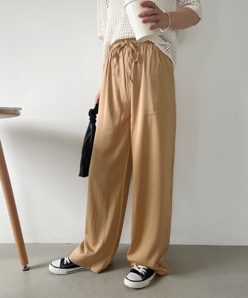 CLEA(クレア)の「サテンロングイージーパンツ(その他パンツ・レディース・ベージュ/ホワイト/ピンク/ブラック・FREE)」の16枚目の写真