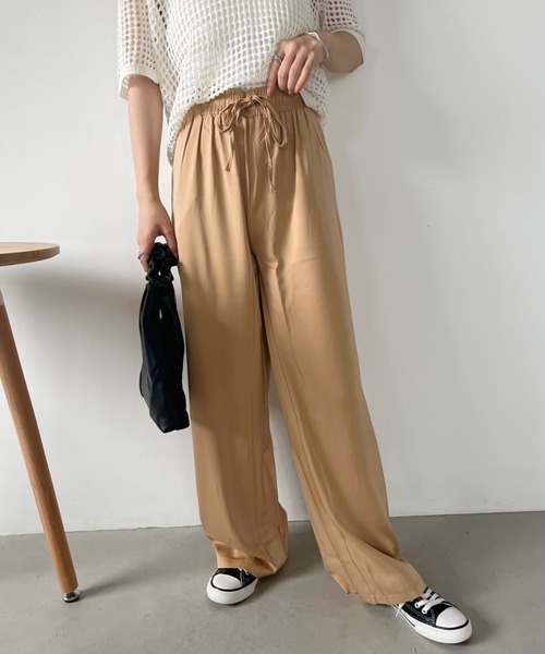 CLEA(クレア)の「サテンロングイージーパンツ(その他パンツ・レディース・ベージュ/ホワイト/ピンク/ブラック・FREE)」の18枚目の写真