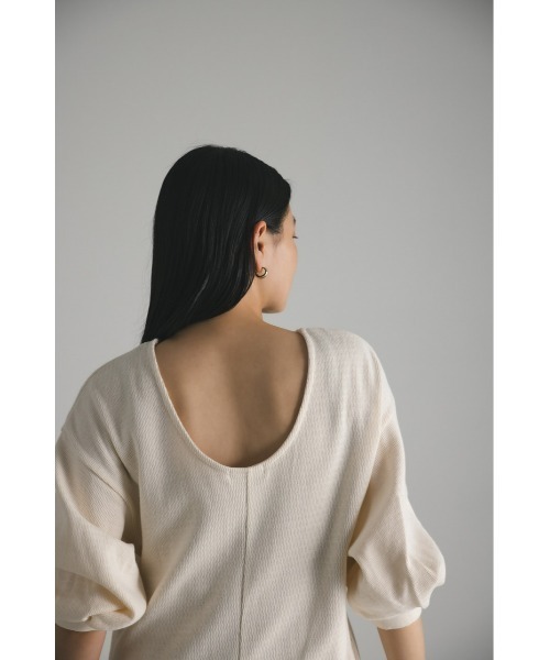 STYLEMIXER（スタイルミキサー）の「バックオープンリラックスカットワンピース（ワンピース・レディース・アイボリー/ブラック/チャコールグレー・MEDIUM/SMALL）」の9枚目の写真