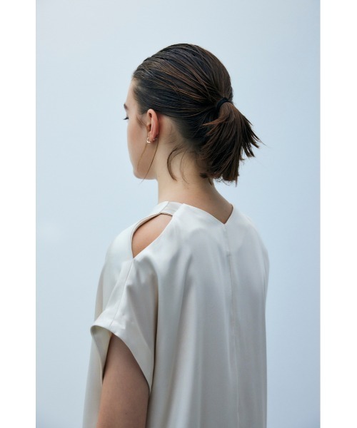 RIM.ARK（リムアーク）の「Laura×RIM.ARK Vol.1 gown（シャツワンピース・レディース・マルチ・FREE）」の5枚目の写真