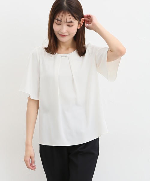 Honeys（ハニーズ）の「メタルパーツ付ブラウス（シャツ/ブラウス・レディース・モカ/グリーン/ブルー系その他/グレイッシュベージュ/ホワイト/ネイビー・S/LL/L/M/3L）」の12枚目の写真