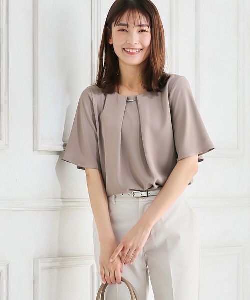 Honeys（ハニーズ）の「メタルパーツ付ブラウス（シャツ/ブラウス・レディース・モカ/グリーン/ブルー系その他/グレイッシュベージュ/ホワイト/ネイビー・S/LL/L/M/3L）」の20枚目の写真