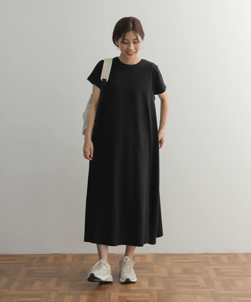 URBAN RESEARCH DOORS(アーバンリサーチドアーズ)の「Aラインフレアカットワンピース(ワンピース・レディース・ブラウン/グリーン系その他/ブラック・MEDIUM)」の6枚目の写真