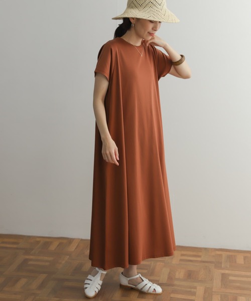 URBAN RESEARCH DOORS(アーバンリサーチドアーズ)の「Aラインフレアカットワンピース(ワンピース・レディース・ブラウン/グリーン系その他/ブラック・MEDIUM)」の13枚目の写真