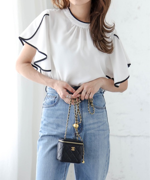 La-gemme（ラジェム）の「ラッフルフリルブラウス（シャツ/ブラウス・レディース・ブラック/ホワイト/ホワイト系その他/ブルー/ブラック系その他・フリー）」の2枚目の写真