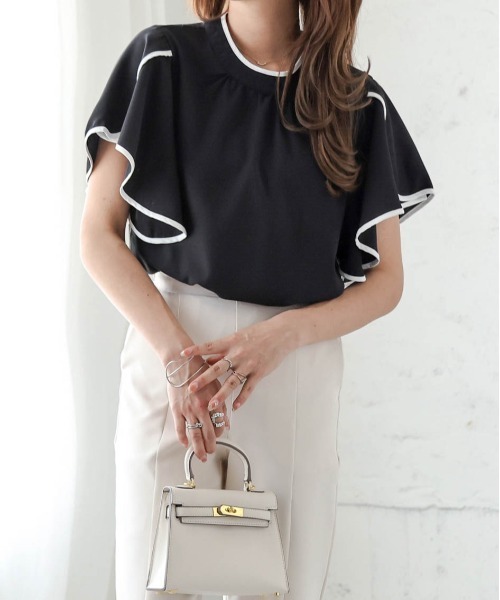 La-gemme（ラジェム）の「ラッフルフリルブラウス（シャツ/ブラウス・レディース・ブラック/ホワイト/ホワイト系その他/ブルー/ブラック系その他・フリー）」の4枚目の写真