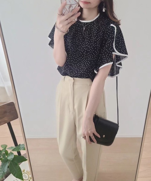 La-gemme（ラジェム）の「ラッフルフリルブラウス（シャツ/ブラウス・レディース・ブラック/ホワイト/ホワイト系その他/ブルー/ブラック系その他・フリー）」の11枚目の写真