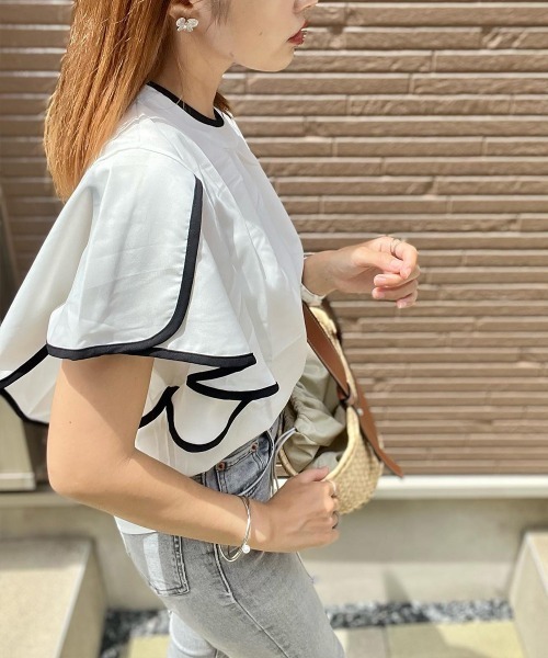 La-gemme（ラジェム）の「ラッフルフリルブラウス（シャツ/ブラウス・レディース・ブラック/ホワイト/ホワイト系その他/ブルー/ブラック系その他・フリー）」の6枚目の写真