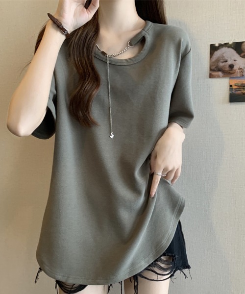 deux amour（ドゥーザムール）の「チェーン付きクルーネック半袖Tシャツ（Tシャツ/カットソー・レディース・ホワイト/ブラック/パープル/モカ/グレー・FREE）」の18枚目の写真