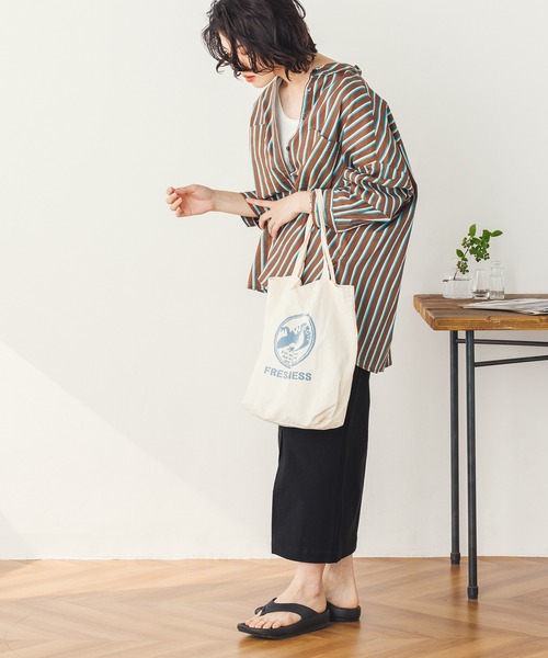 lil nina（リルニーナ）の「キャンブリックボイル ストライプ オーバー長袖シャツ（シャツ/ブラウス・レディース・パープル/ブラウン/オフホワイト/ブラック・FREE）」の7枚目の写真