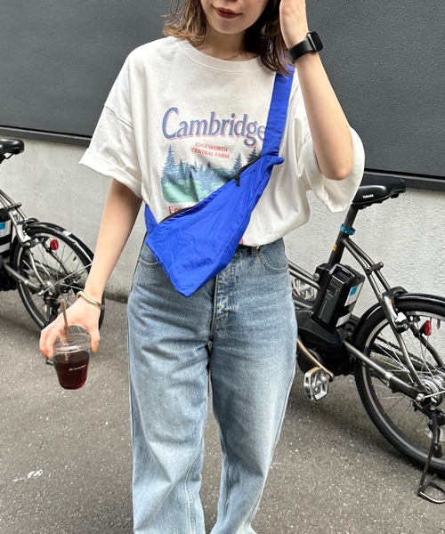 DISCOAT(ディスコート)の「パッカブル撥水加工トライアングルバッグ(ボディバッグ/ウエストポーチ・レディース・ブルー/ホワイト/ブラック・FREE)」の8枚目の写真