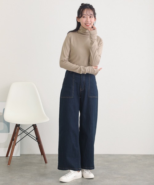 ElegChic（エレグシック）の「ハイネック指穴カットソー 長袖（Tシャツ/カットソー・レディース・チャコールグレー/ブラック/オフホワイト/カーキ/グレイッシュベージュ・3L/4L/M/L/XL）」の5枚目の写真