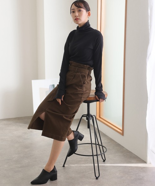 ElegChic（エレグシック）の「ハイネック指穴カットソー 長袖（Tシャツ/カットソー・レディース・チャコールグレー/ブラック/オフホワイト/カーキ/グレイッシュベージュ・3L/4L/M/L/XL）」の12枚目の写真
