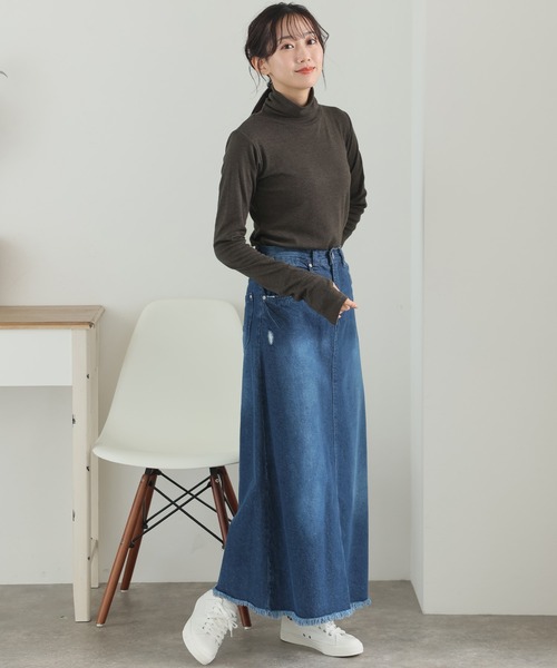 ElegChic（エレグシック）の「ハイネック指穴カットソー 長袖（Tシャツ/カットソー・レディース・チャコールグレー/ブラック/オフホワイト/カーキ/グレイッシュベージュ・3L/4L/M/L/XL）」の7枚目の写真