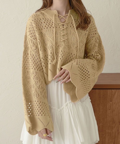 Ambre Neige(アンブルネージュ)の「レースアップ透かしニット/【WEB/EC限定商品】(ニット/セーター・レディース・アイボリー/ベージュ/ダークブラウン/ピンク・FREE)」の3枚目の写真