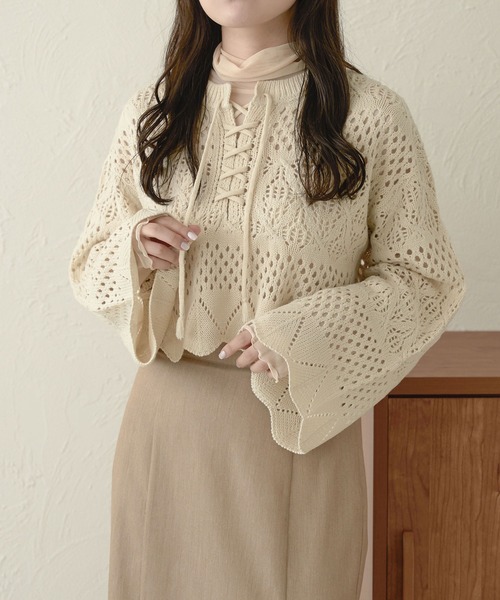 Ambre Neige(アンブルネージュ)の「レースアップ透かしニット/【WEB/EC限定商品】(ニット/セーター・レディース・アイボリー/ベージュ/ダークブラウン/ピンク・FREE)」の6枚目の写真